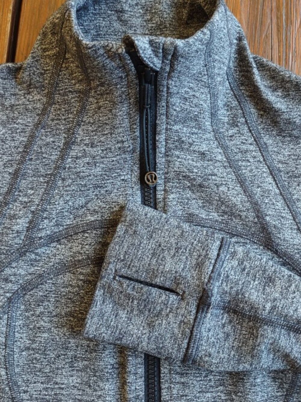 Lululemon Define Jacket Size 6 Full Zip Dark Grey/Heathered Black Athletic - Picture 8 of 12